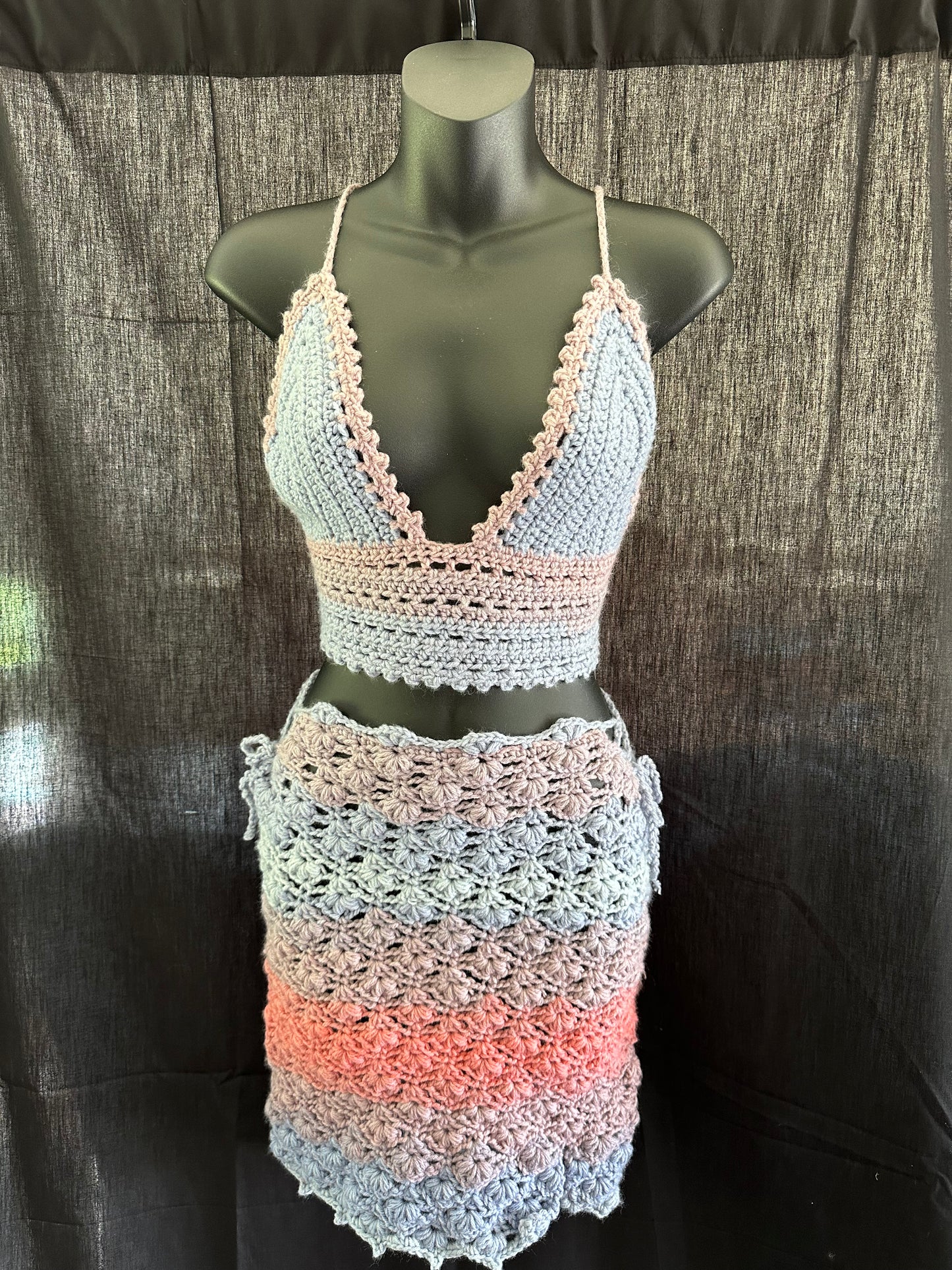 Coral set